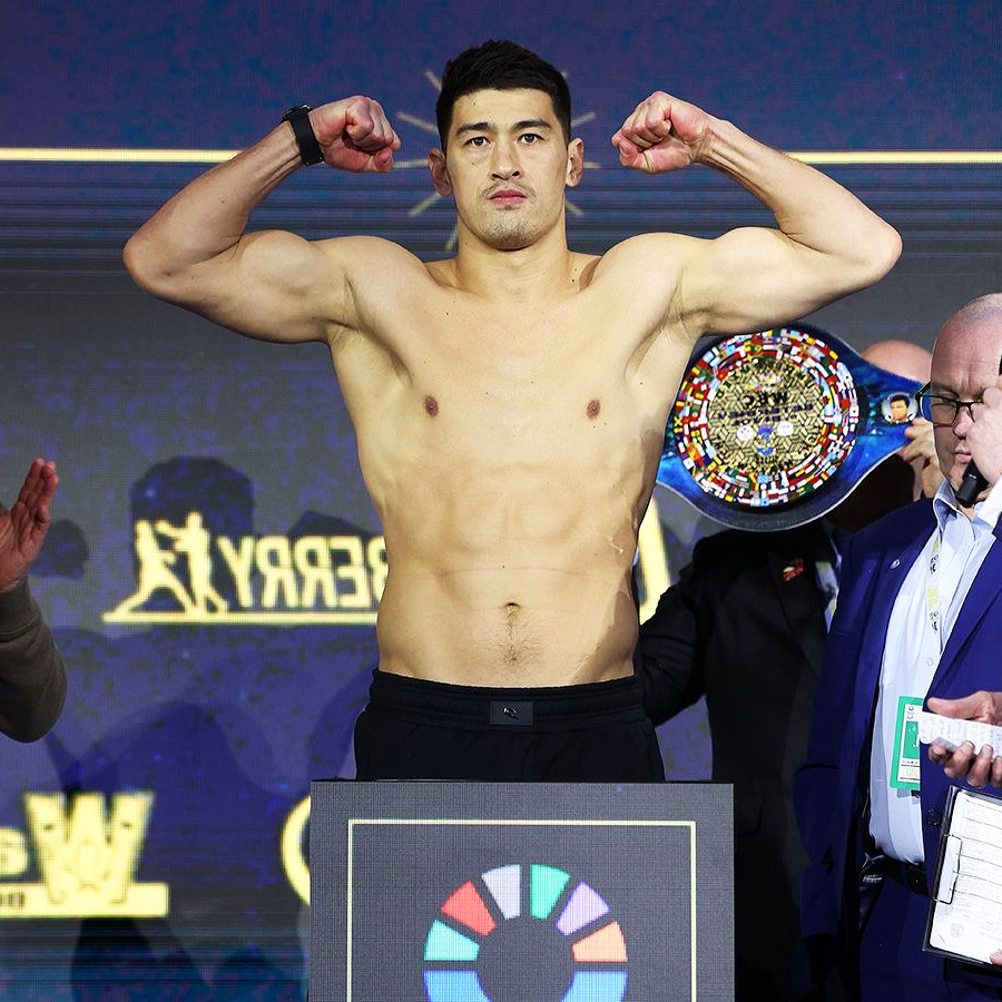 Дмитрий Бивол на взвешивании перед реваншем с Бетербиевым