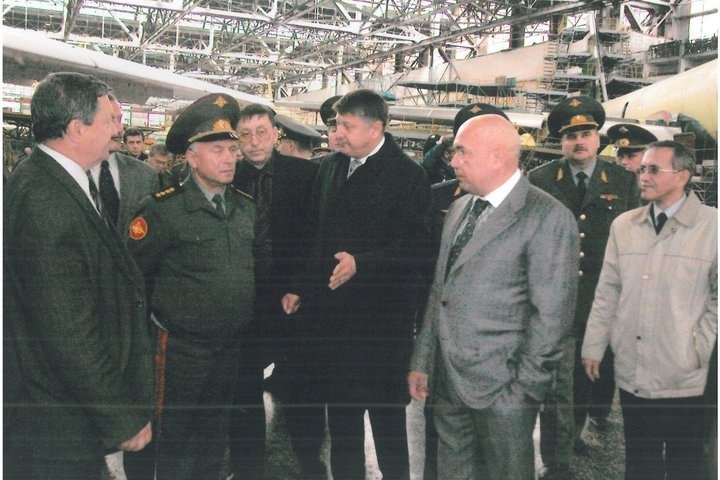 Сегодня на заводе были освоены лишь те заделы по самолету Ту-214, которые были заложены в период с 2000 по 2007 год. из личного архива Возиха Гаптрахманова