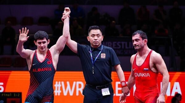    © Photo : Объединенный мир борьбы (United World Wrestling)