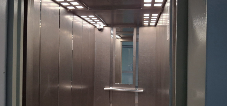 Камера наблюдения в лифте