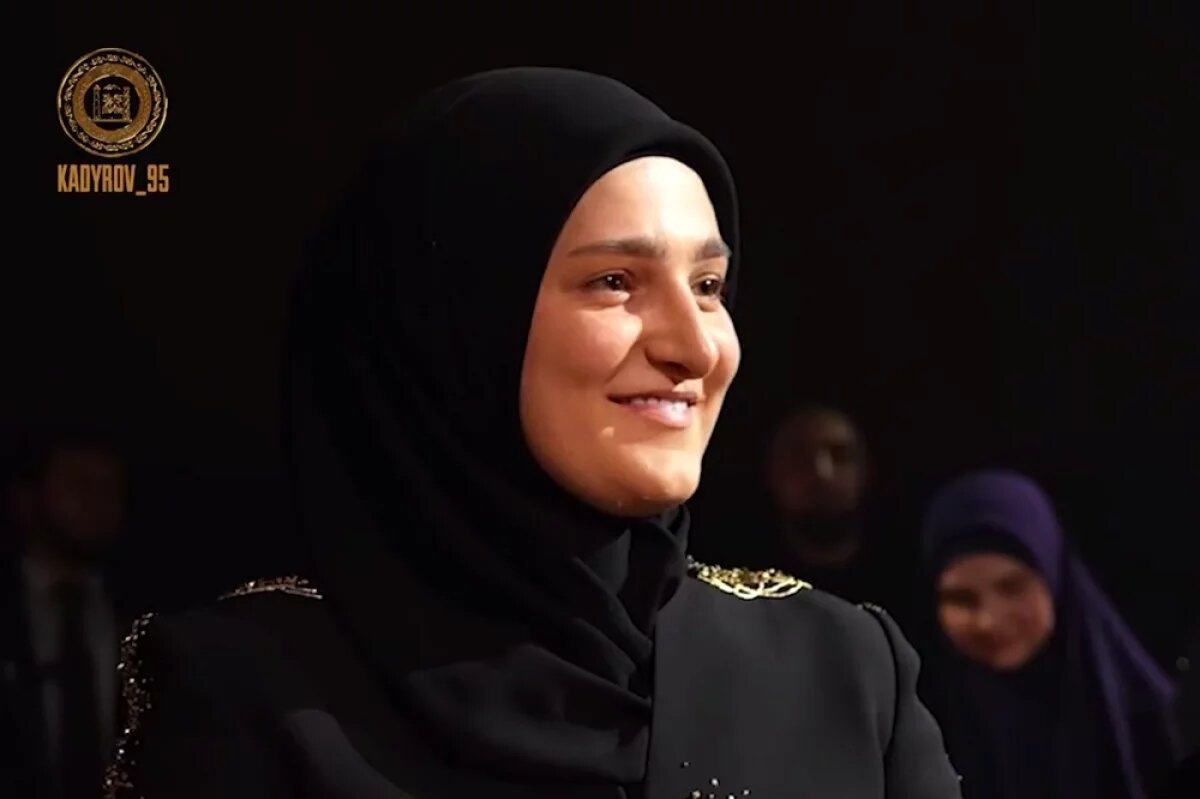    Айшат Кадырова оставила работу в правительстве Чечни ради мира моды