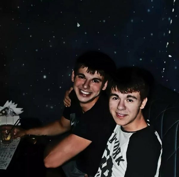    Gayazovs Brothers в начале пути