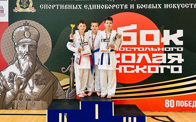 Тверская епархия показала приемы каратэ