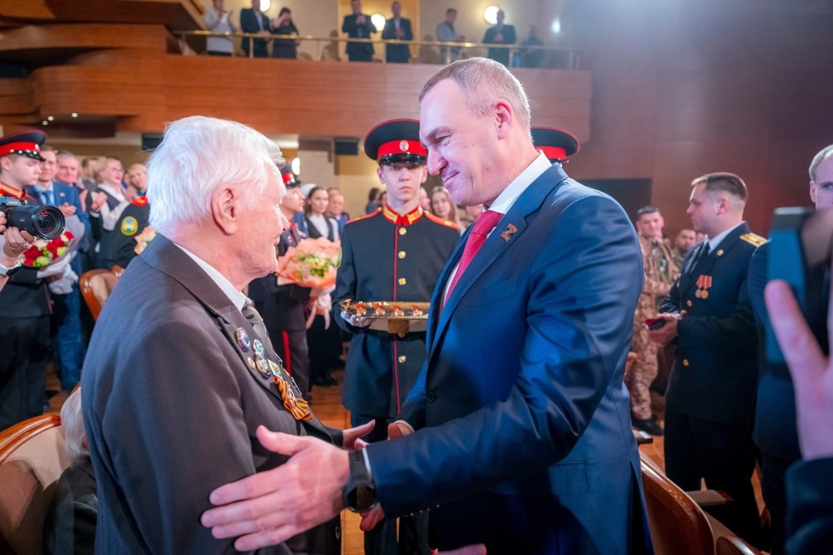    В первую очередь – Отечество, ордена потом