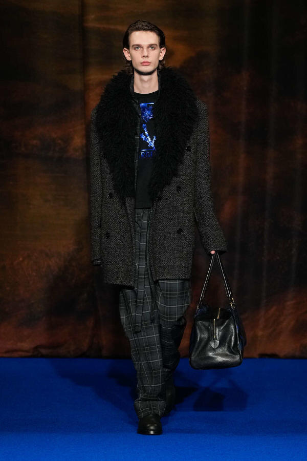 Показ коллекции Burberry осень-зима 2025-2026 на Неделе моды в Лондоне FW25