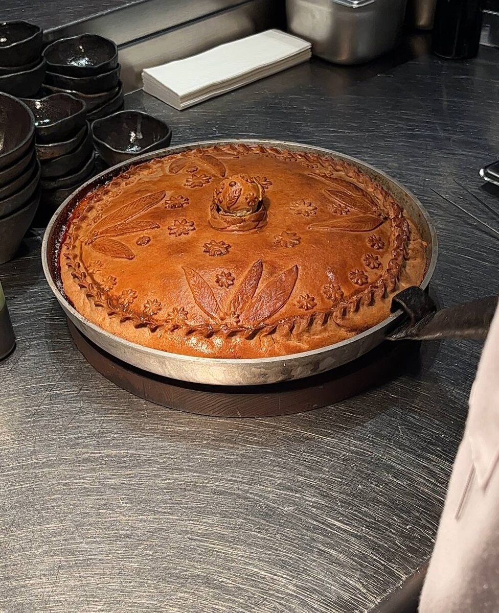 Фото: Зур бэлиш от Рустама Рахимова