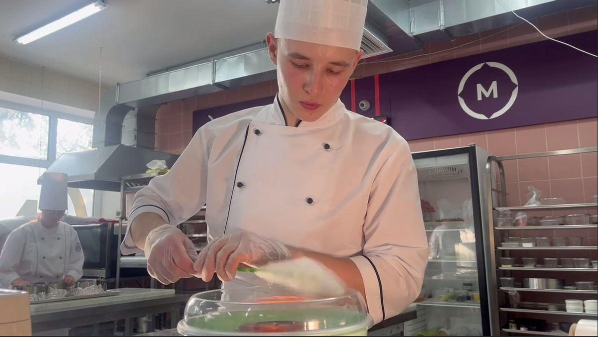    "Профессионалы 2025": курские спасатели, механики и кондитеры выбирают лучших в своей специальности