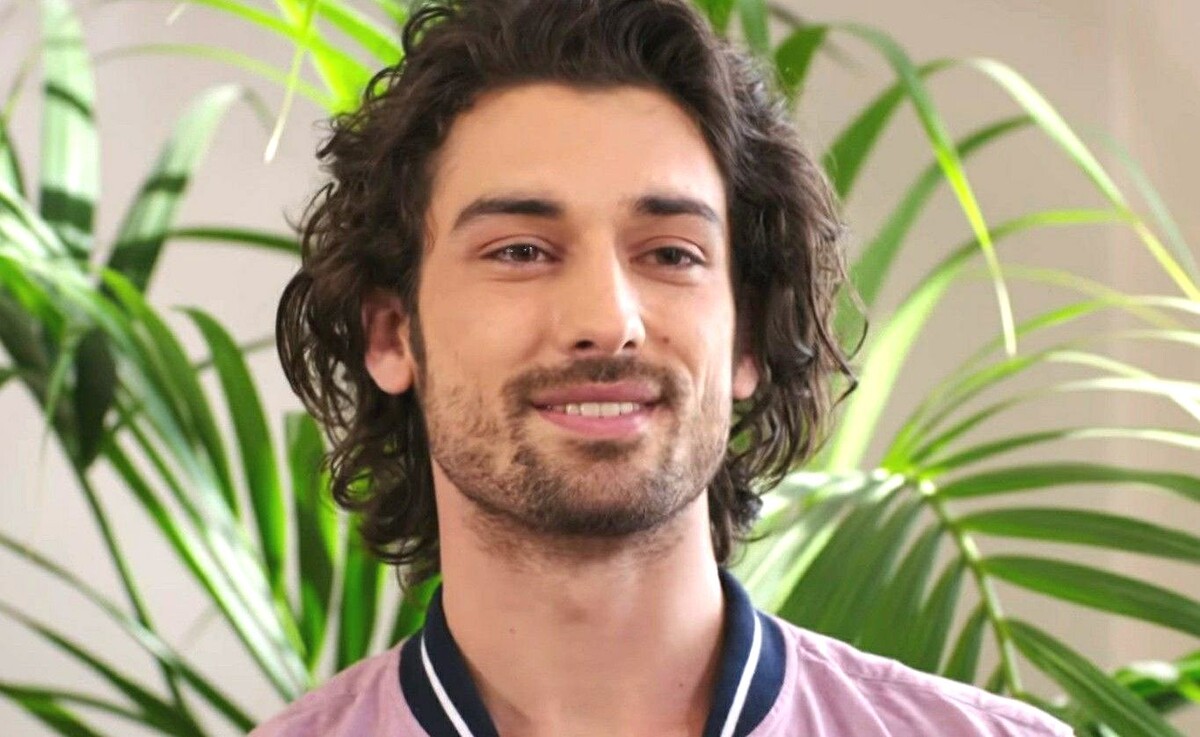 Синан. Сериал "Госпожа Фазилет и её дочери"