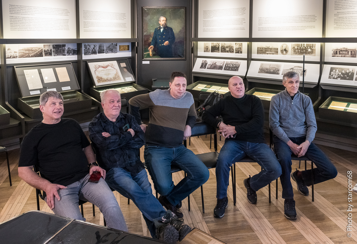 Кто у нас там первый на связи?