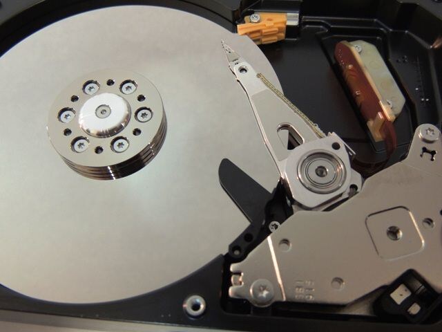 Восстановить данные с жёсткого диска