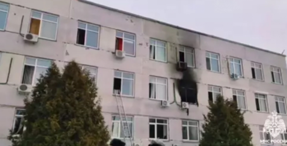 Фото: ГУ МЧС России по Новосибирской области. Последствия
пожара
М-СРОССНИ