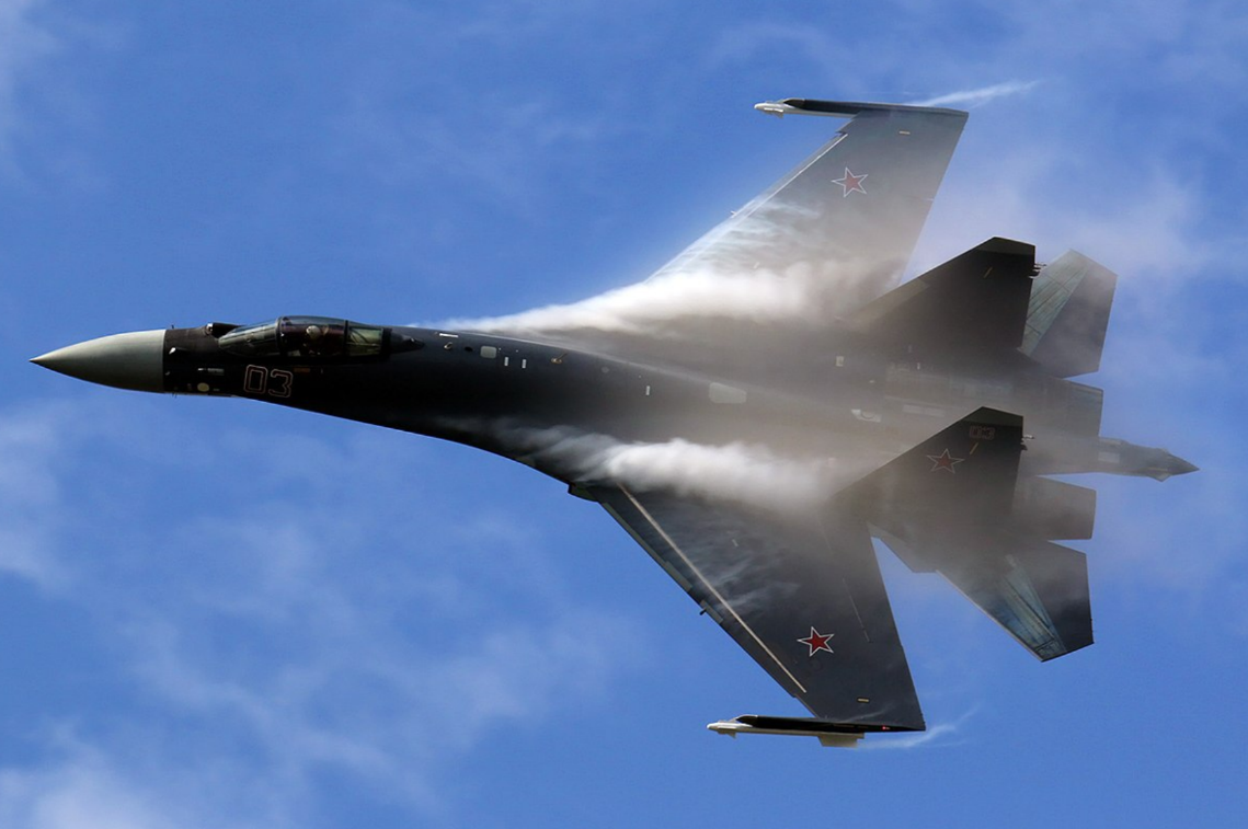 Контракт на Су-35 для Ирана был заключен в декабре 2023 года, но исполняться начал лишь сейчас по известным обстоятельствам. Фото МО РФ