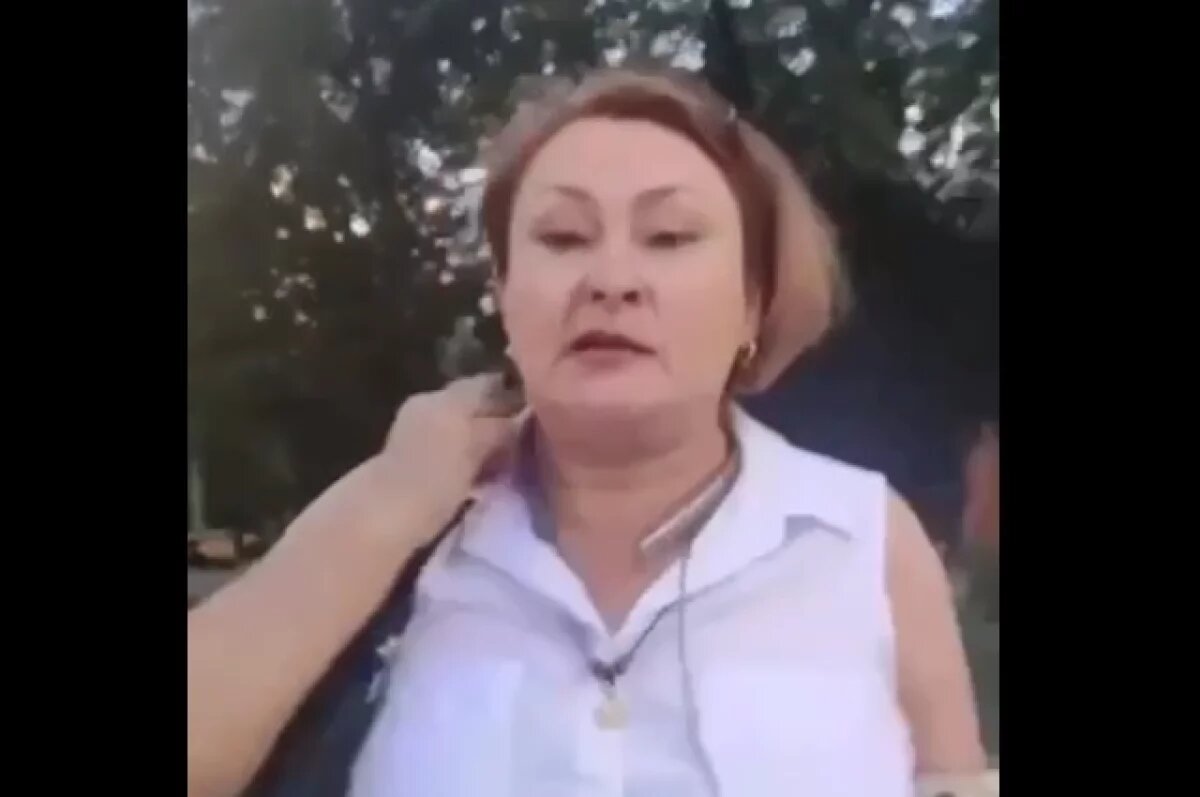    Райсуд Москвы оштрафовал женщину, напавшую на дагестанок в хиджабах