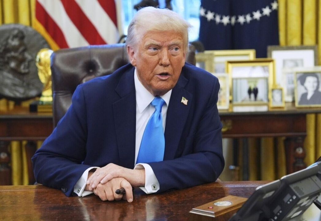    Трамп заявил, что США введут пошлины 25% на товары из ЕС