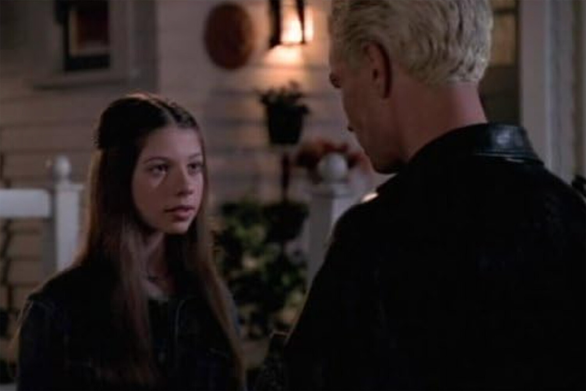 Кадр из сериала "Баффи — истребительница вампиров" (1997 – 2003) ©20th Century Fox Television  📷