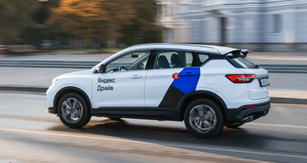 Фото каршеринга "Яндекс Драйв"
