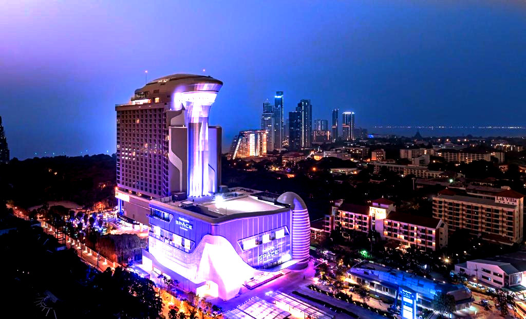 5-ти звездочный отель Space в Паттайе