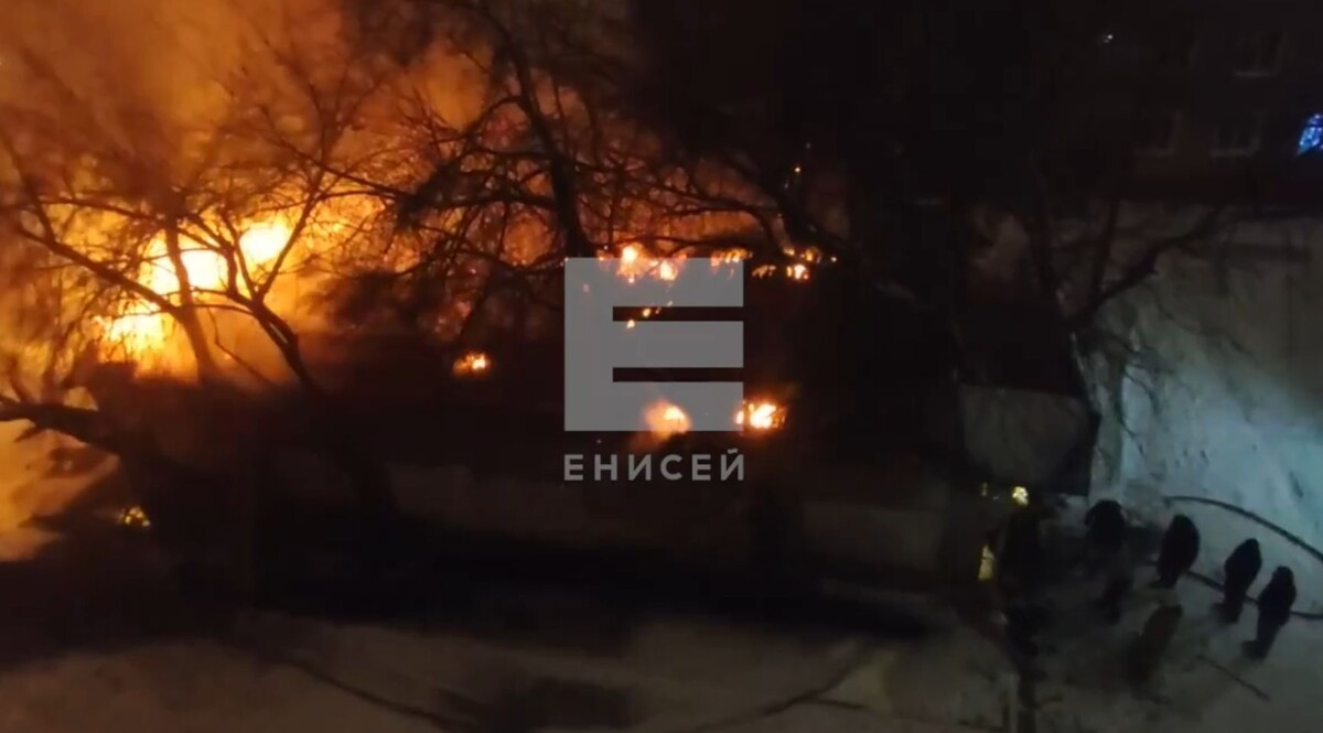     Полиция возбудила уголовное дело из-за пожара в магазине на 60 лет Октября в Красноярске