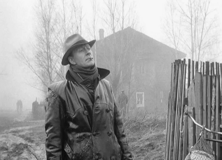 Андрей Миронов в фильме "Мой друг Иван Лапшин" (1984)