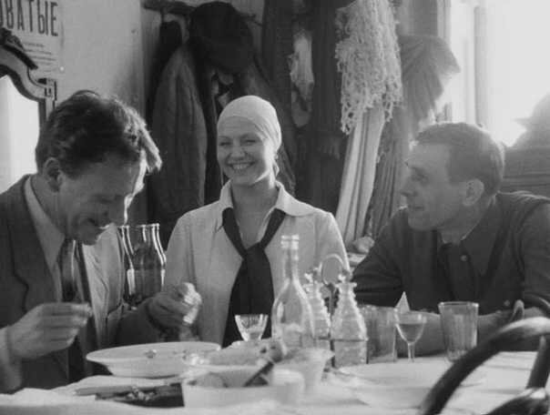 Миронов, Русланова и Болтнев в "Мой друг Иван Лапшин" (1984)