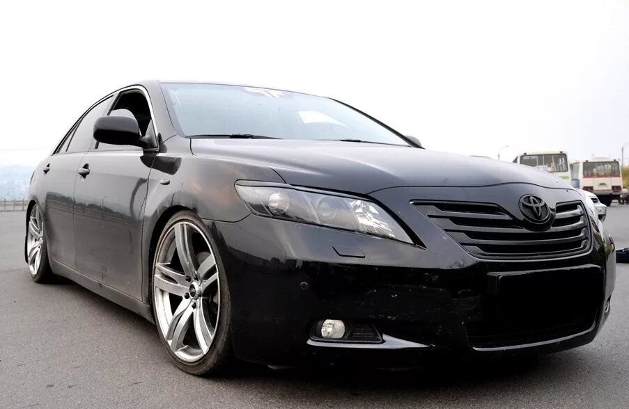 Toyota camry (XV40), прошедшую процедуру тюнинга