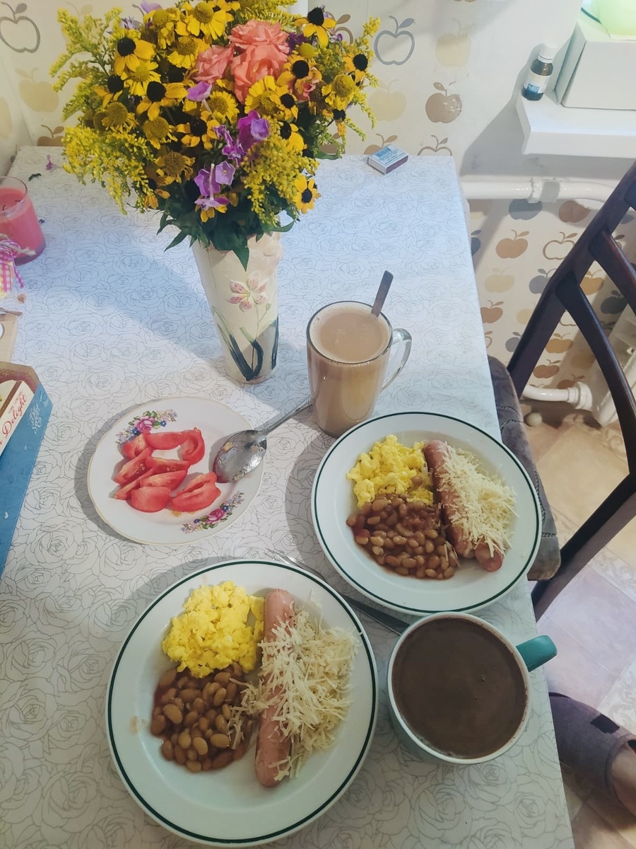 Примерно так по выходным пируем