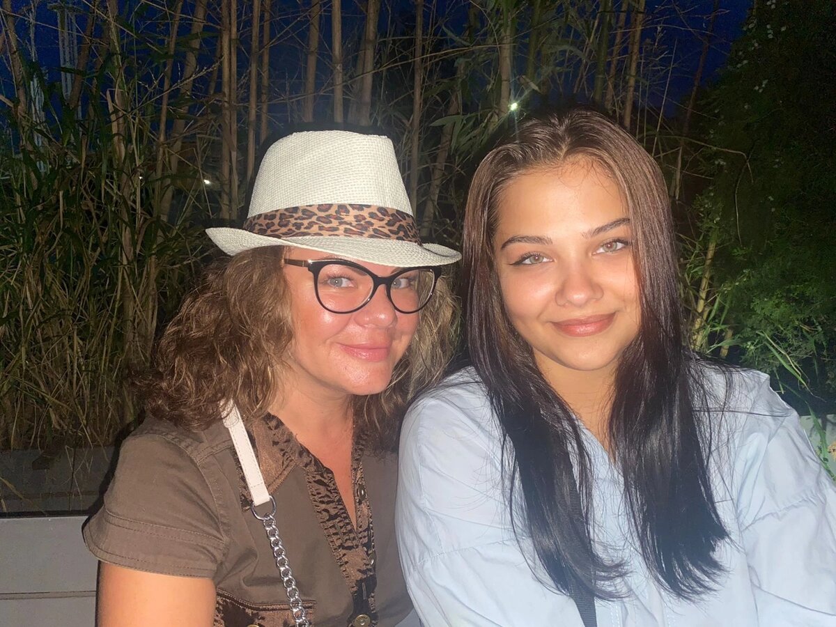 Решили выйти пораньше и погулять по Адлеру.