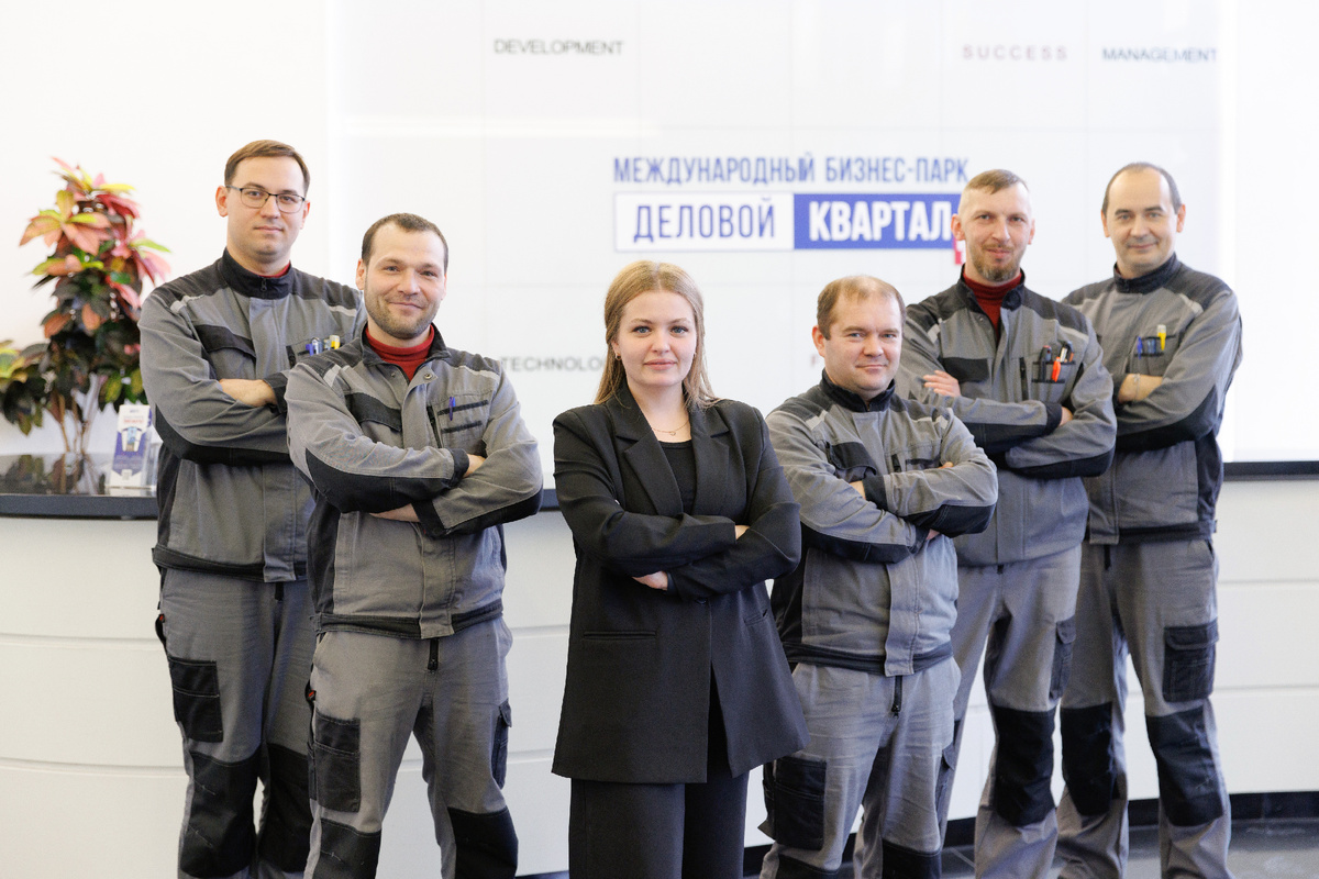 Наша служба и опасна, и трудна!