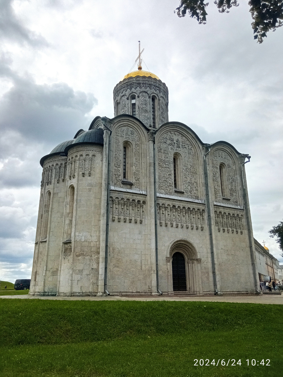 Дмитриевский собор. Владимир