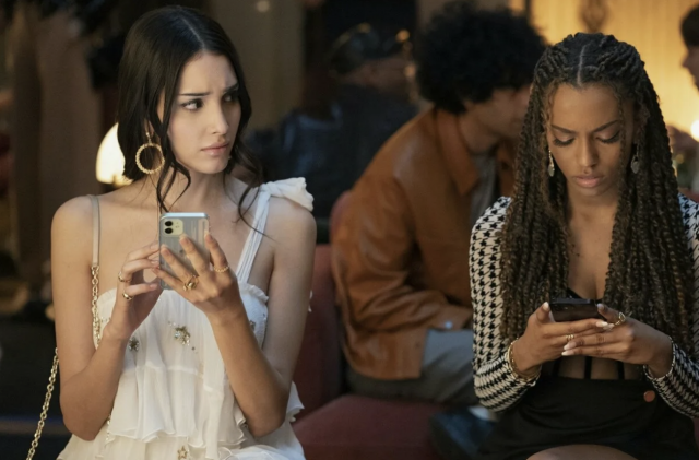    Кадр из сериала «Сплетница»