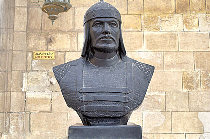 Бронзовый бюст султана Бейбарса
