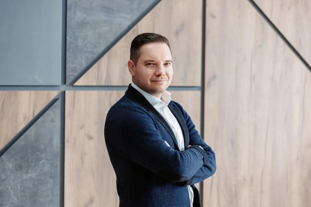 Денис Сериков: «Мы наблюдаем опережающий рост цен по сравнению со ставками на проживание в отелях». Фото предоставлено собеседником