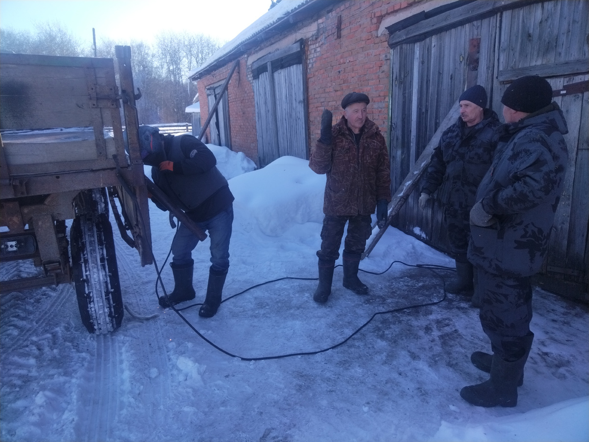 Артур варит, мы стоим.