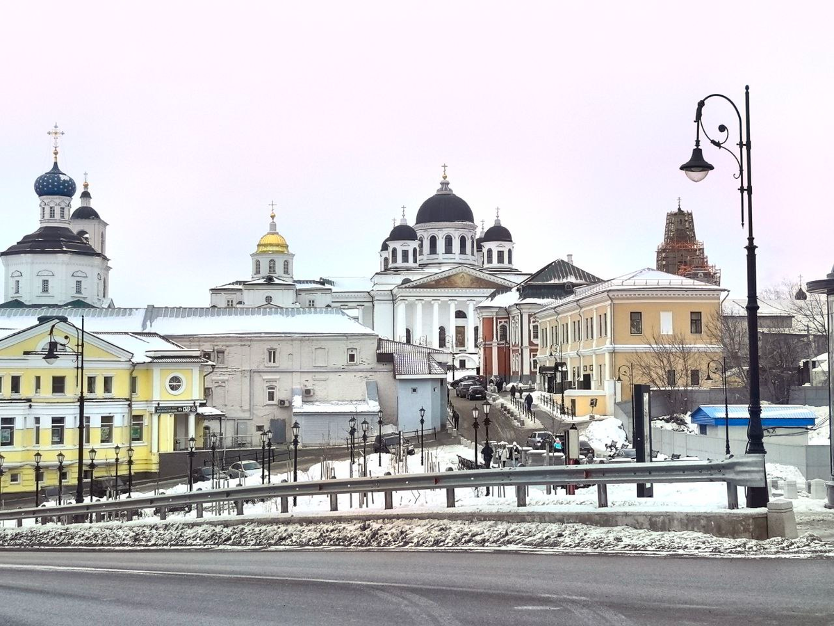 Вид на Воскресенский собор, 2025 год. Фото автора