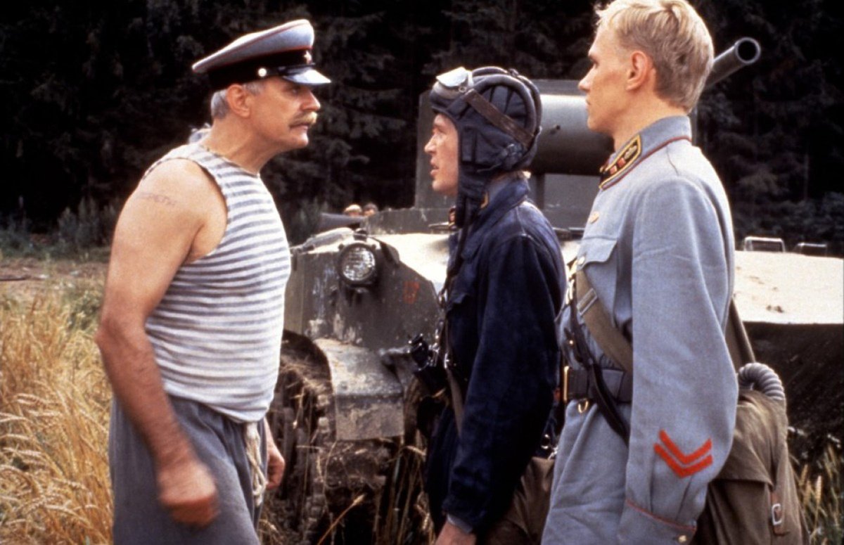 Источник https://m.media-amazon.com/images/M/MV5BNWRhZTE0ZGYtYjkxNS00YzVkLWJhNDgtOTY2YjAxZGIxMzIzXkEyXkFqcGdeQXVyNjg3MTIwODI@._V1_.jpg