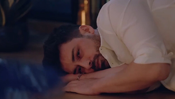 Кенан Акын (Альп Навруз)