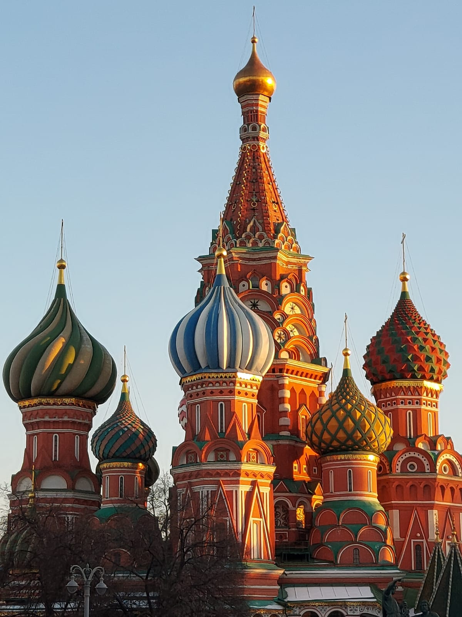 Личная фотография автора канала. Март 2025 г.