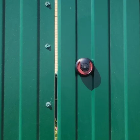 Беспроводной кинетический звонок черно-красный