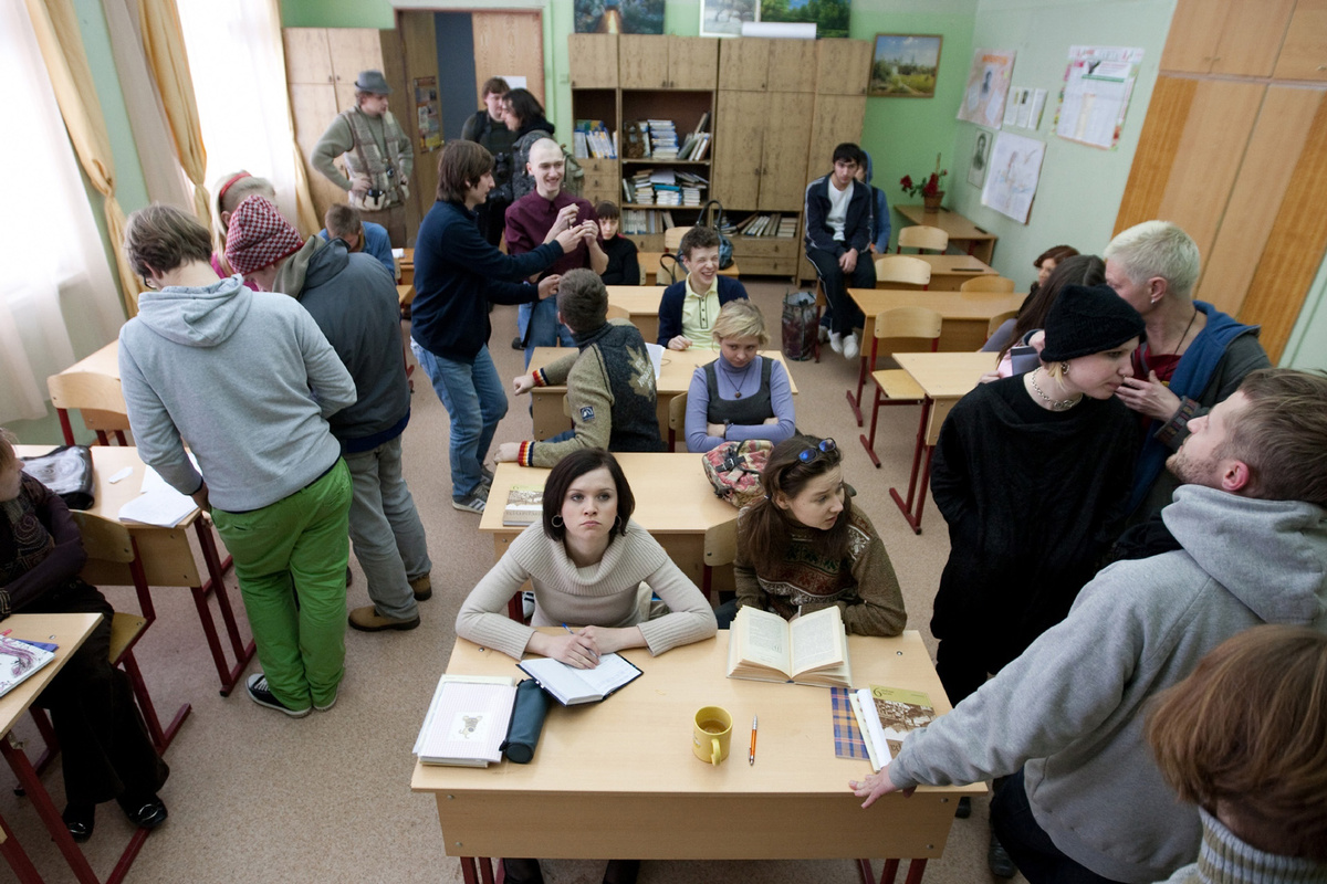    На съемках сериала «Школа»