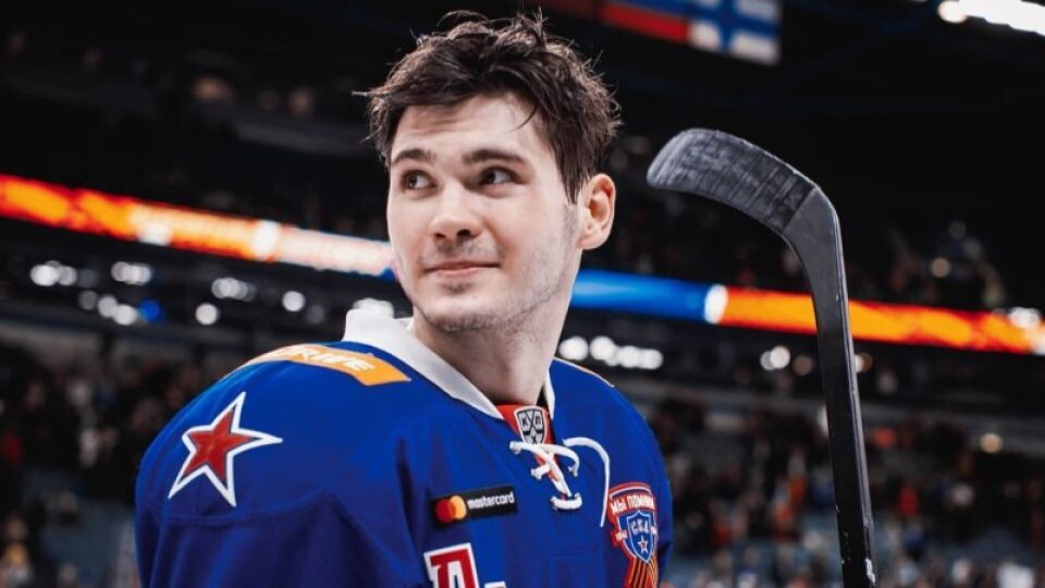    Барнаульский хоккеист Кирилл Марченко. Источник: spbdnevnik.ru