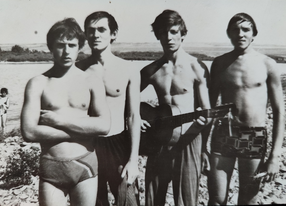 После соревнований по плаванию.