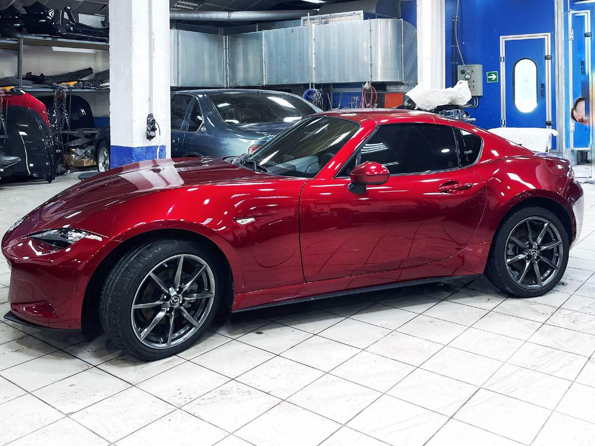 Mazda mx5 в кэнди цвете 46V