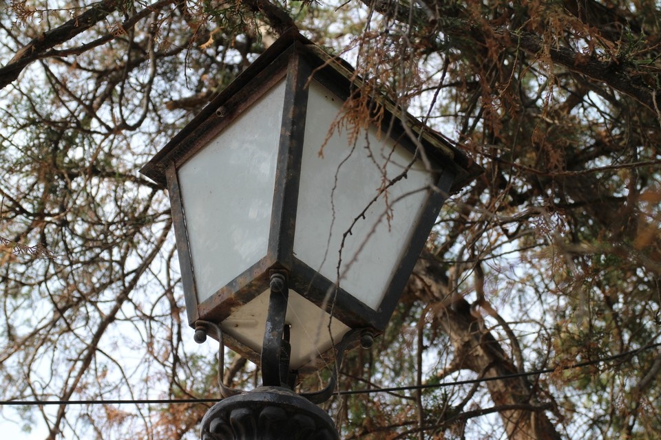    Свет исчезнет на время Галина КОВАЛЕНКО