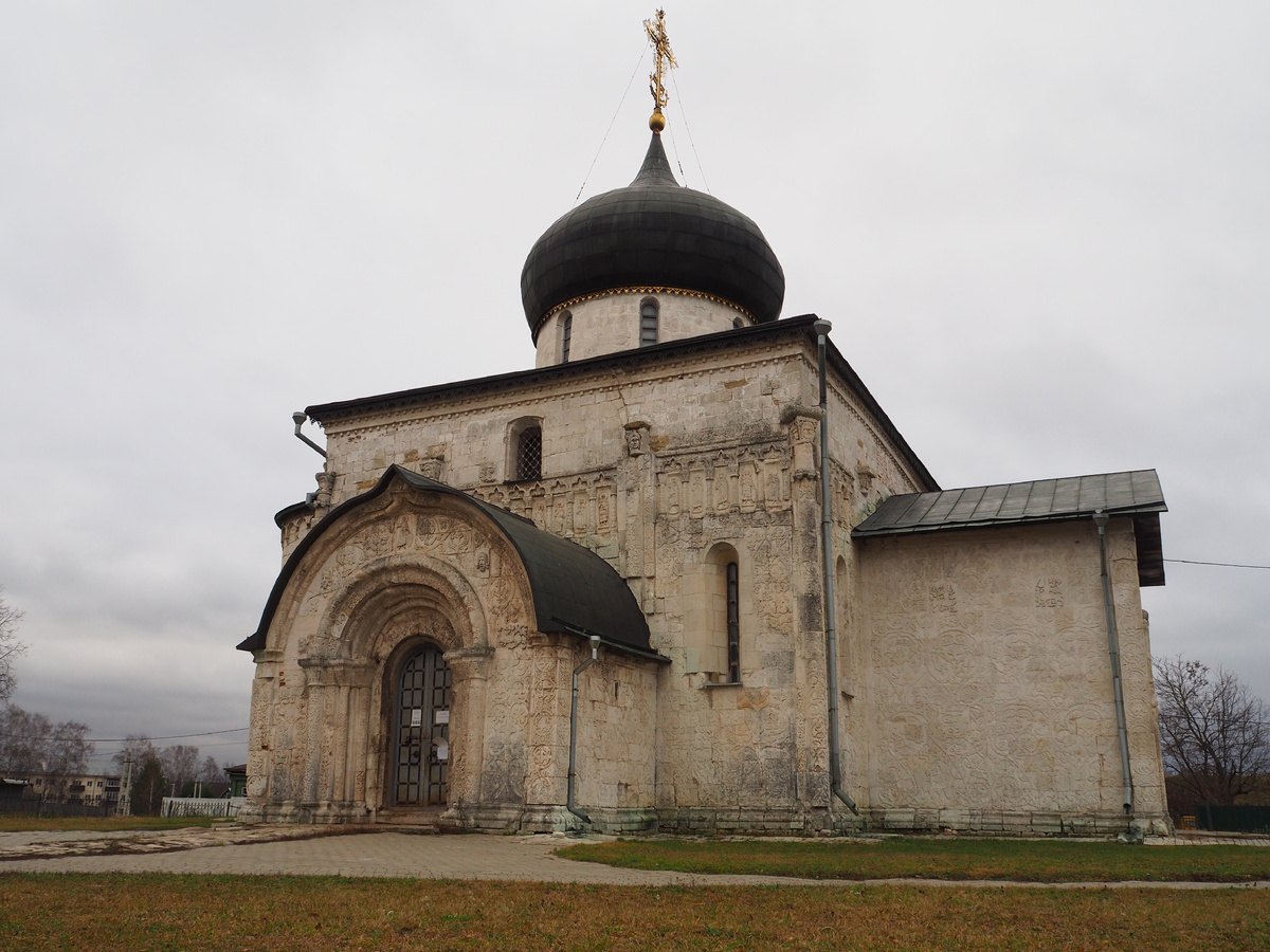 Георгиевский собор в Юрьев-Польском 1234г.