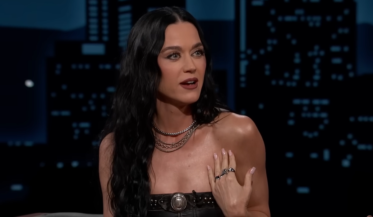     Певица Кэти Перри отправится в космос