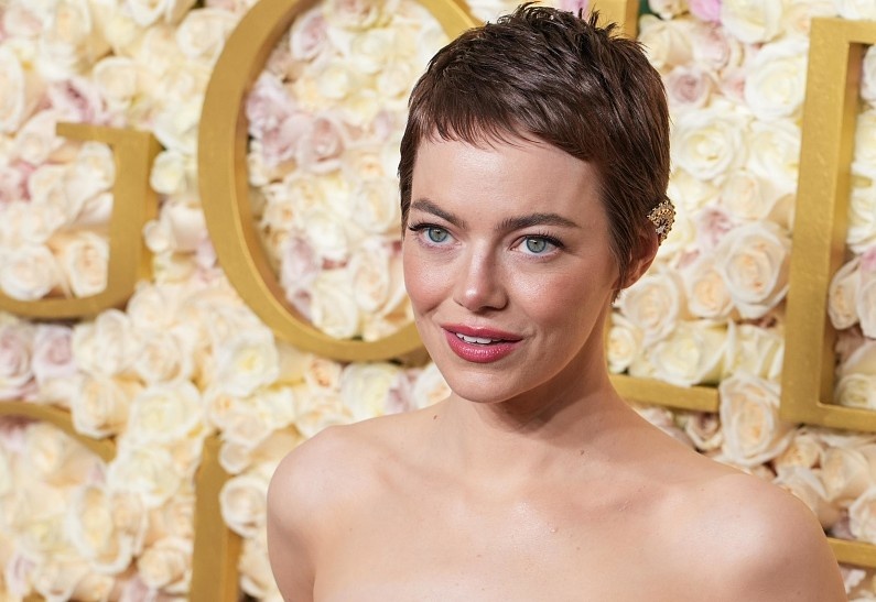 Эмма Стоун с новой короткой стрижкой. Фото: spletnik.ru