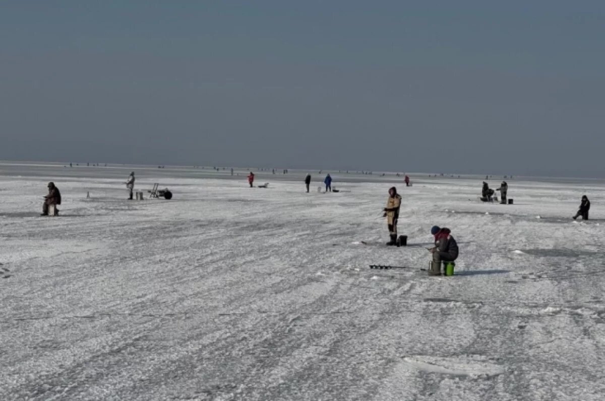    В Тюменской области контролируют толщину льда на водоемах