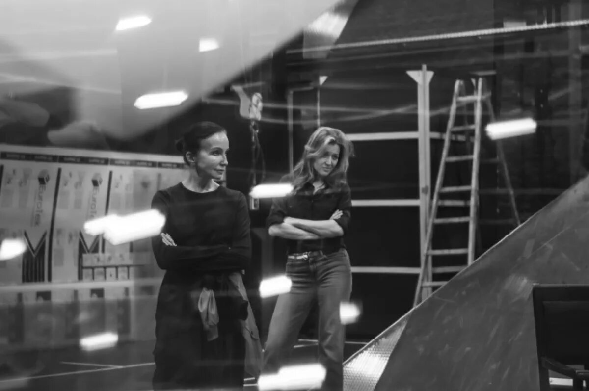    8 марта на одну сцену выйдут разгневанные Мороз, Эрнст, Чиповская, Ребенок