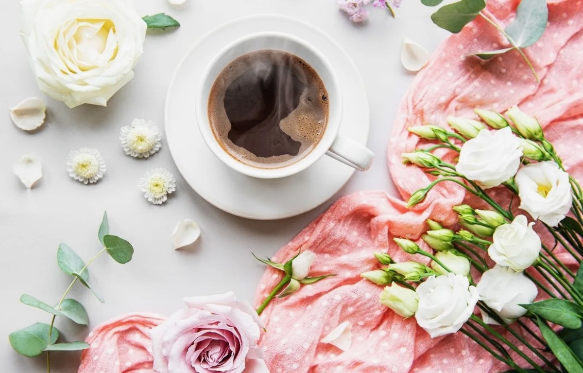 Полезнве подарки на 8 марта)