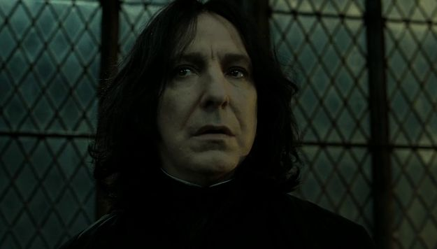 Алан Рикман в роли Северуса Снейпа. Кадр из фильма "Гарри Поттер и Дары смерти: II часть".